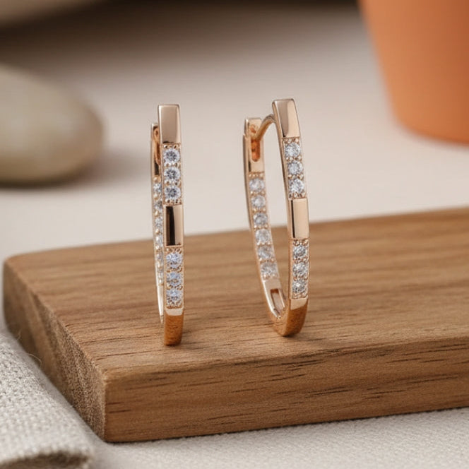 Pendientes de circonita cúbica en oro: elegancia y brillo