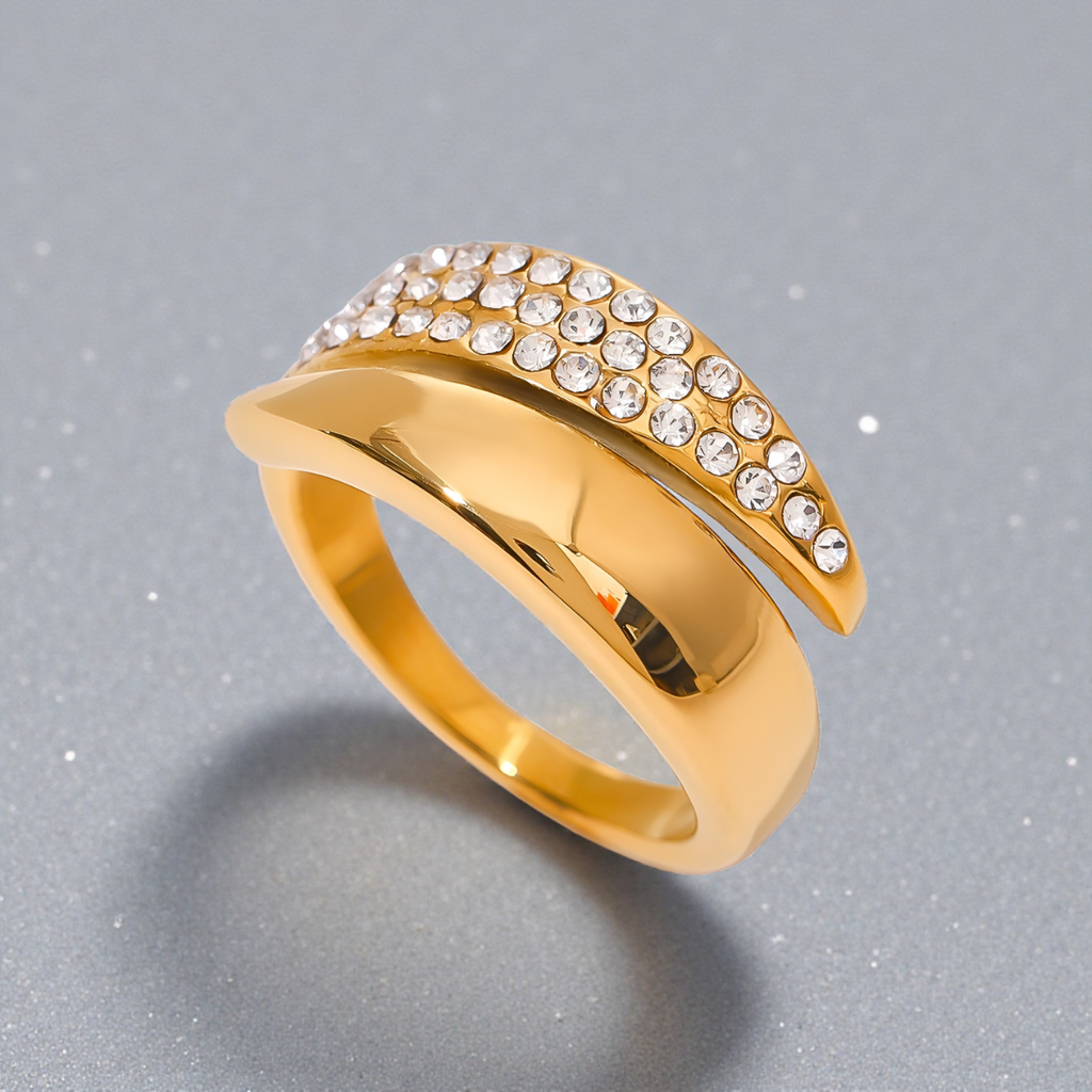 Julia™ - Anillo Elegante y Sofisticado Haven