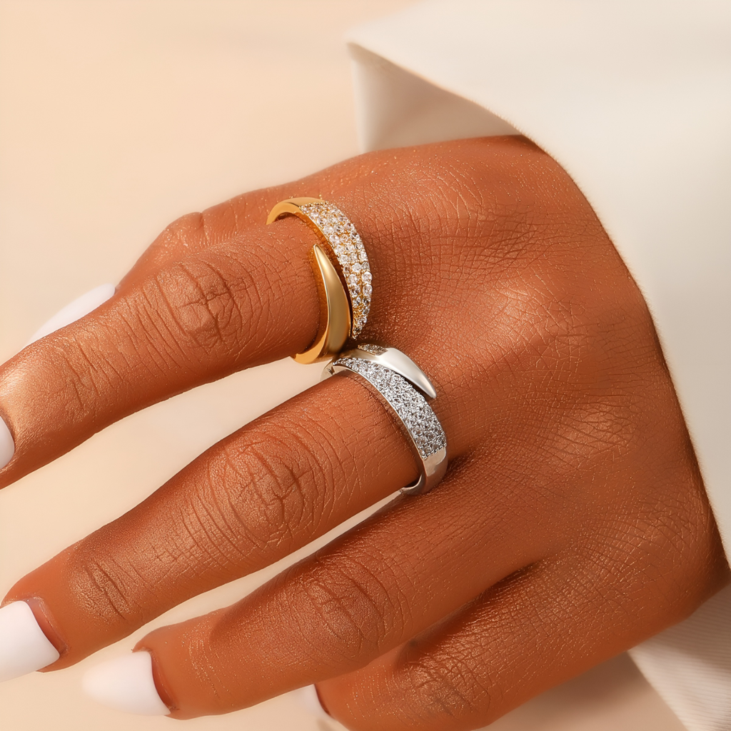 Julia™ - Anillo Elegante y Sofisticado Haven