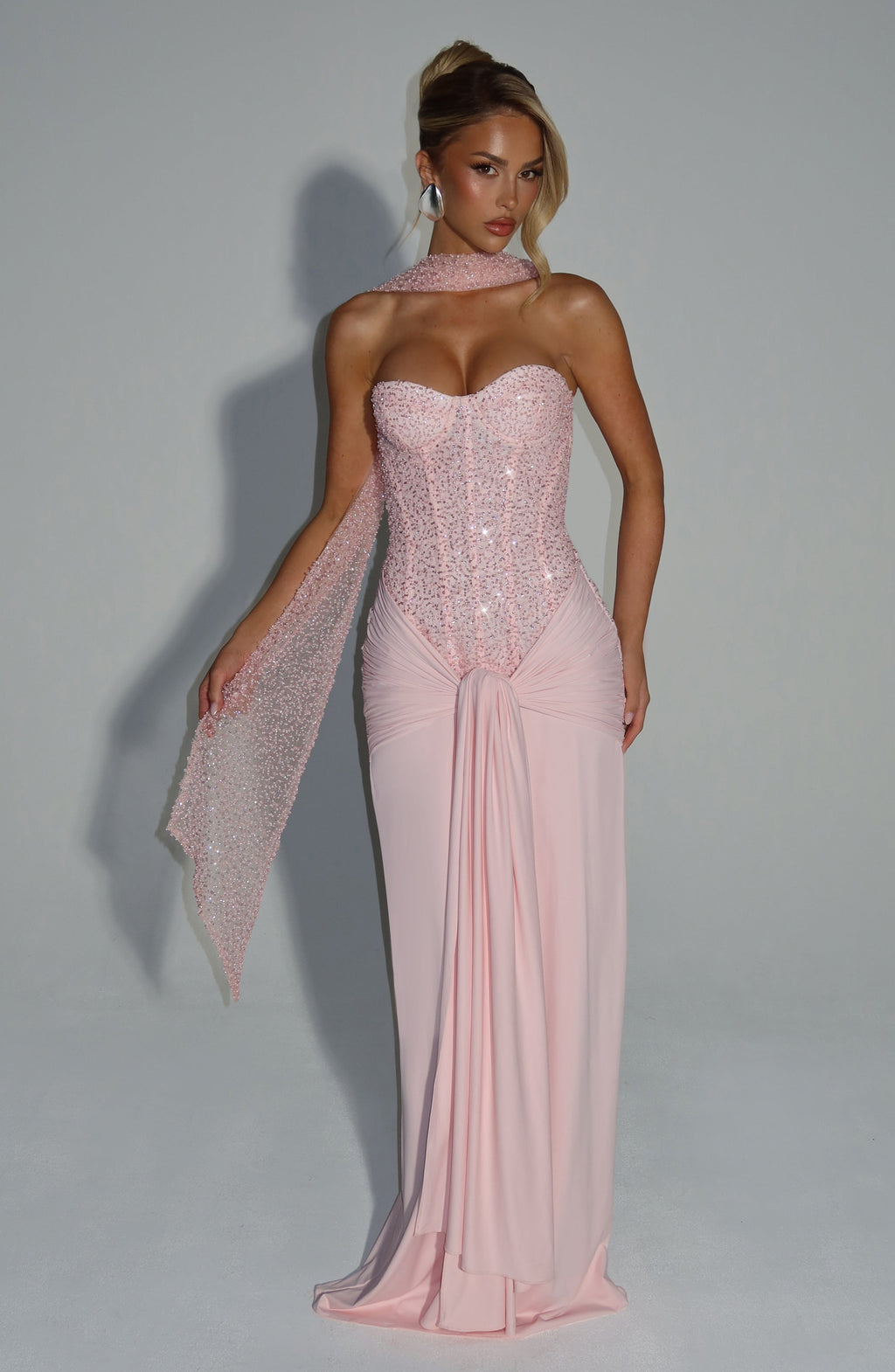Siara | Vestido Maxi de Noche con Corpiño de Cristales