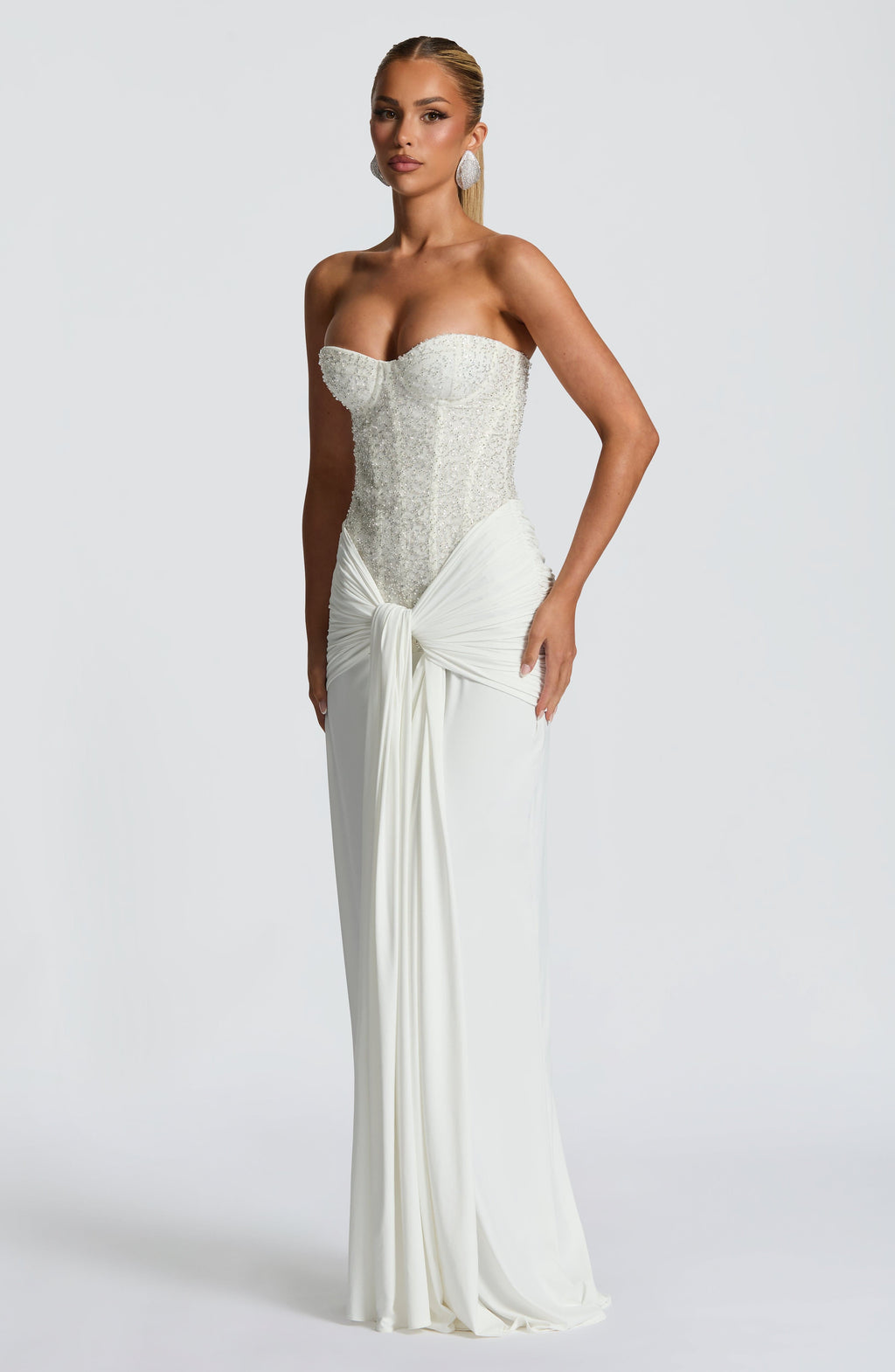 Siara | Vestido Maxi de Noche con Corpiño de Cristales
