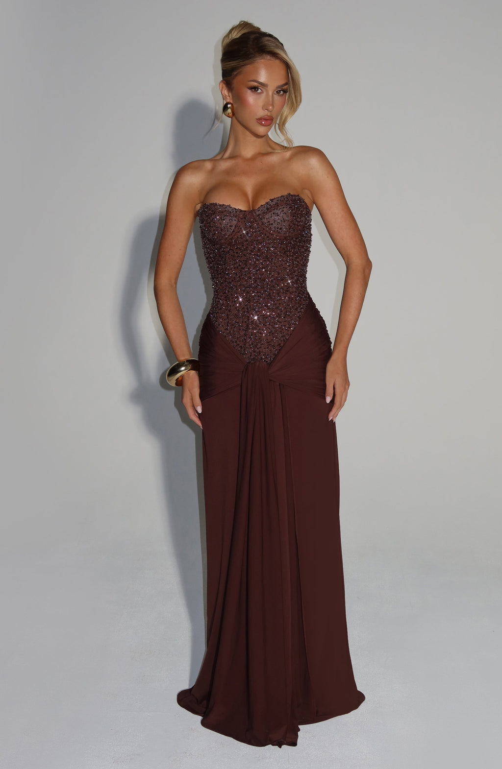 Siara | Vestido Maxi de Noche con Corpiño de Cristales