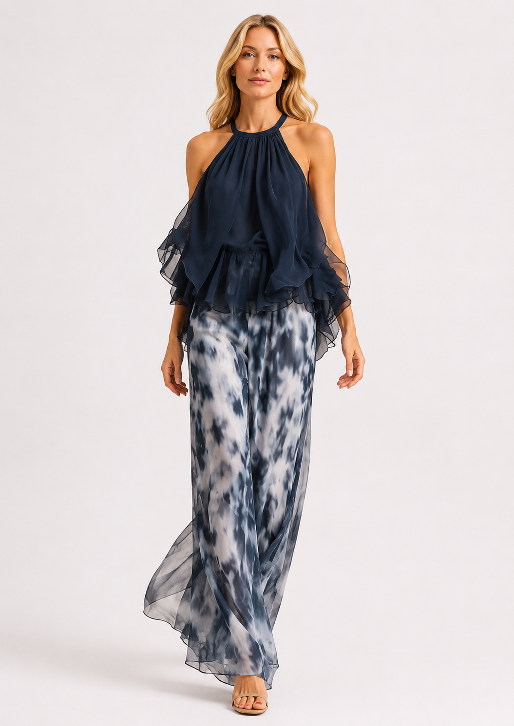 LUDI | Elegante conjunto de gasa con top de cuello alto y pantalones anchos estampados