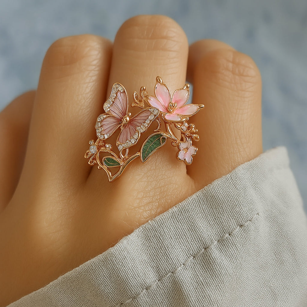 Anillo de circonitas con diseño de mariposa, brillo deslumbrante