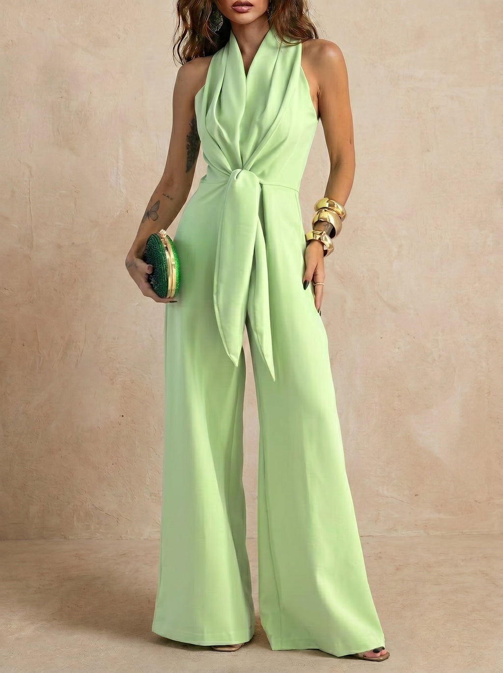 AMELIA | Mono Essense Halter con Nudo