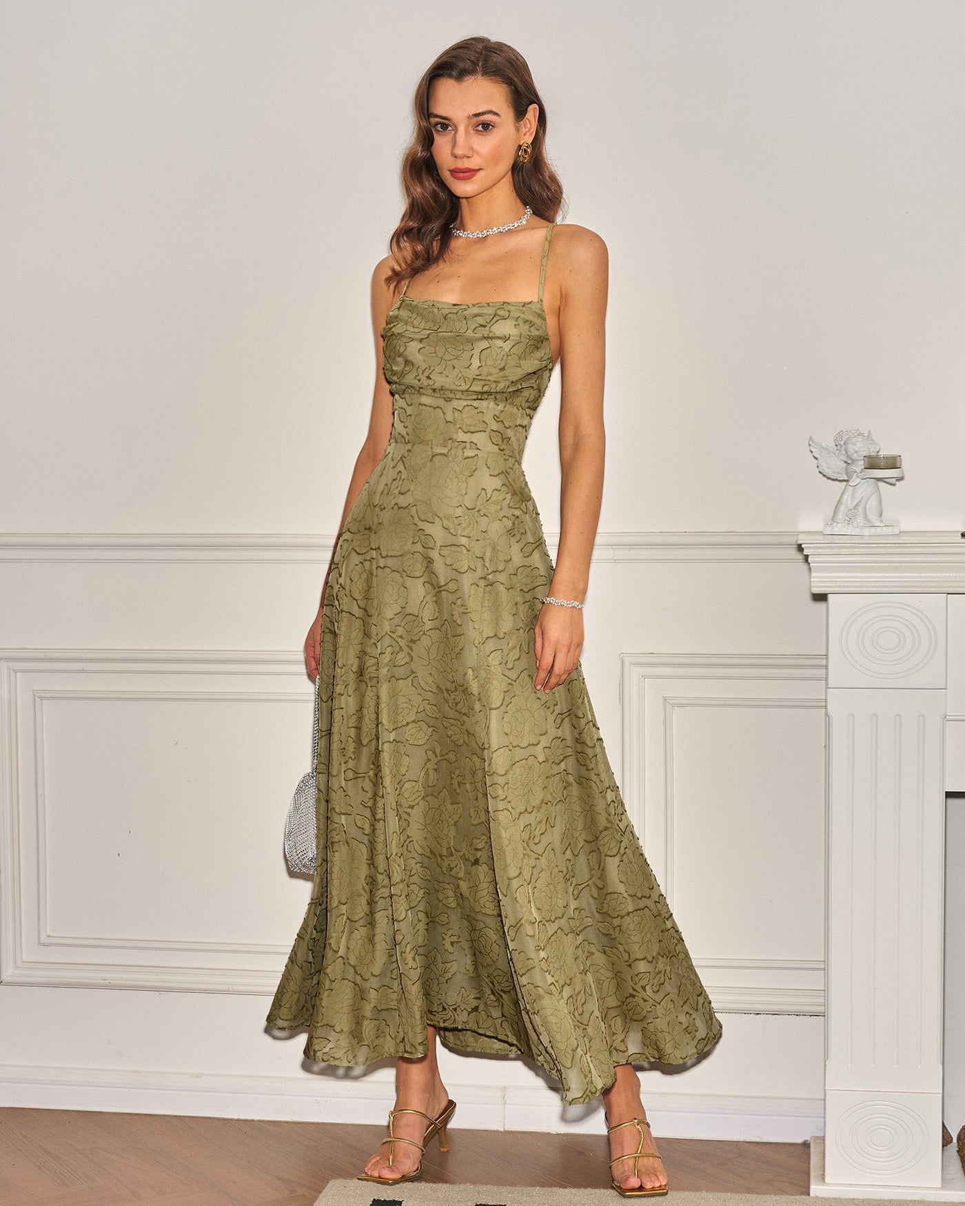 Vera™ | Vestido Maxi Jacquard con Tirantes Cruzados en Verde Salvia